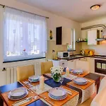 Sweet Villa