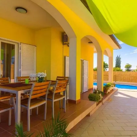 Villa Sweet *