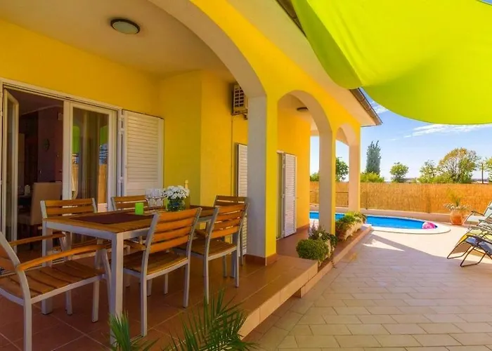Villa Sweet *